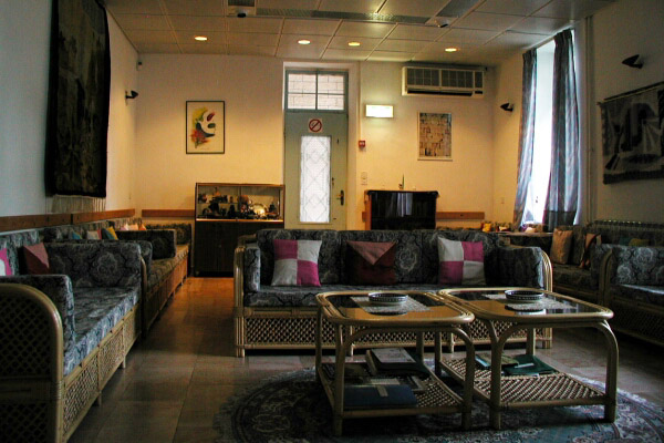 10. Februar 2005, 06.57.08 ABU GOSH COFFEE-ROOM